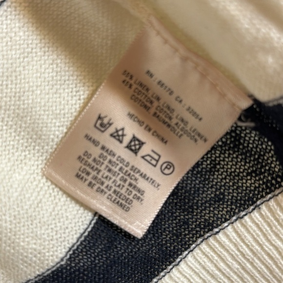 Anthropologie Moth Striped Bow Sweater XS‎ Black Ivory Batwing Hem - Picture 4 of 9